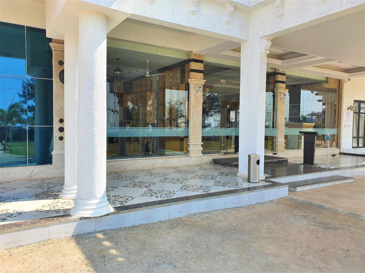 VITS Excellensea Karde Beach Dāpoli Exterior foto