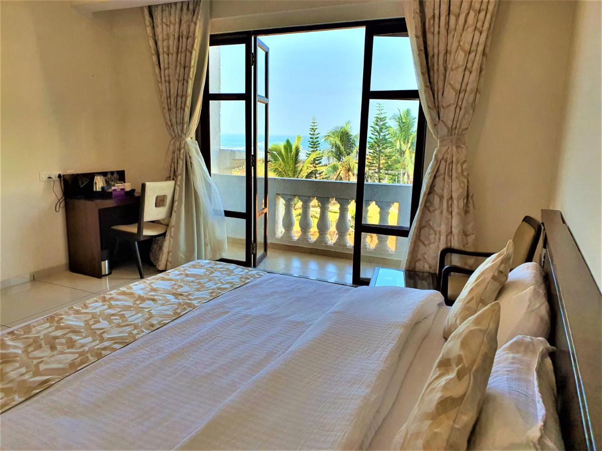 VITS Excellensea Karde Beach Dāpoli Exterior foto